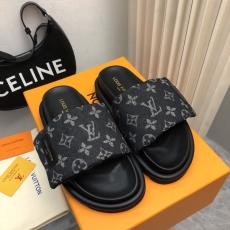 Louis Vuitton Slippers